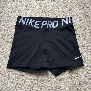Black Nike pro spandex